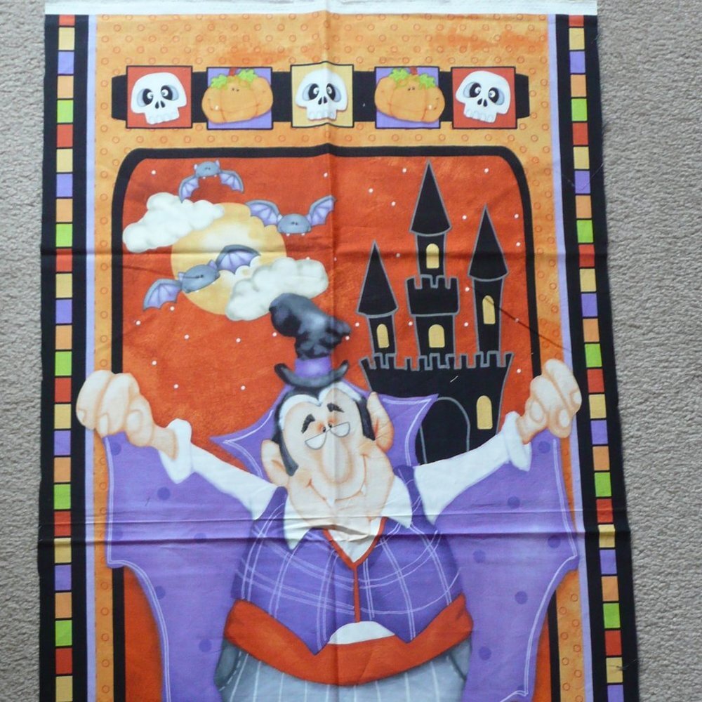 Halloween Fabric Panel ‘The Count’ Henry Glass  & Co. Quilting Sewing Fabric